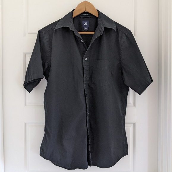 The Gap Other - Gap Men's Button Down Short Sleeve